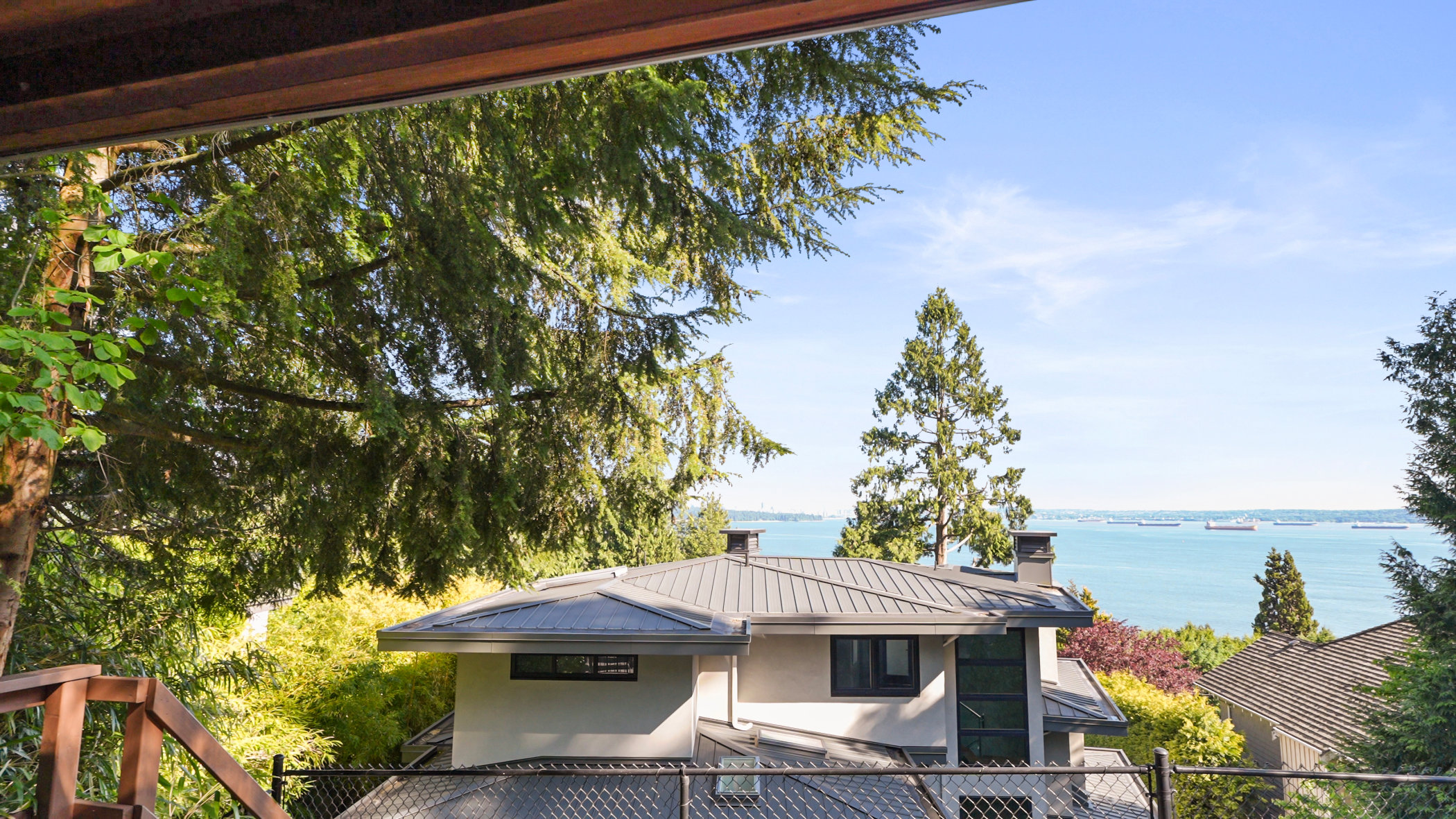 3389 Thompson Crescent